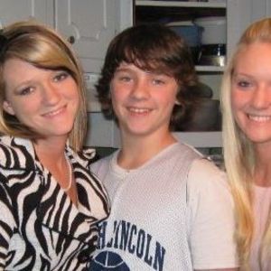 Meet your Posher, April